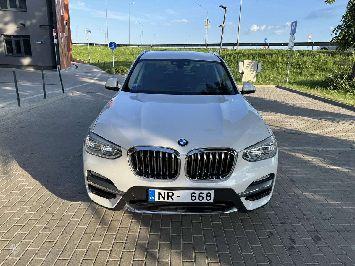 BMW X3, 2.0 l., Внедорожник / Кроссовер