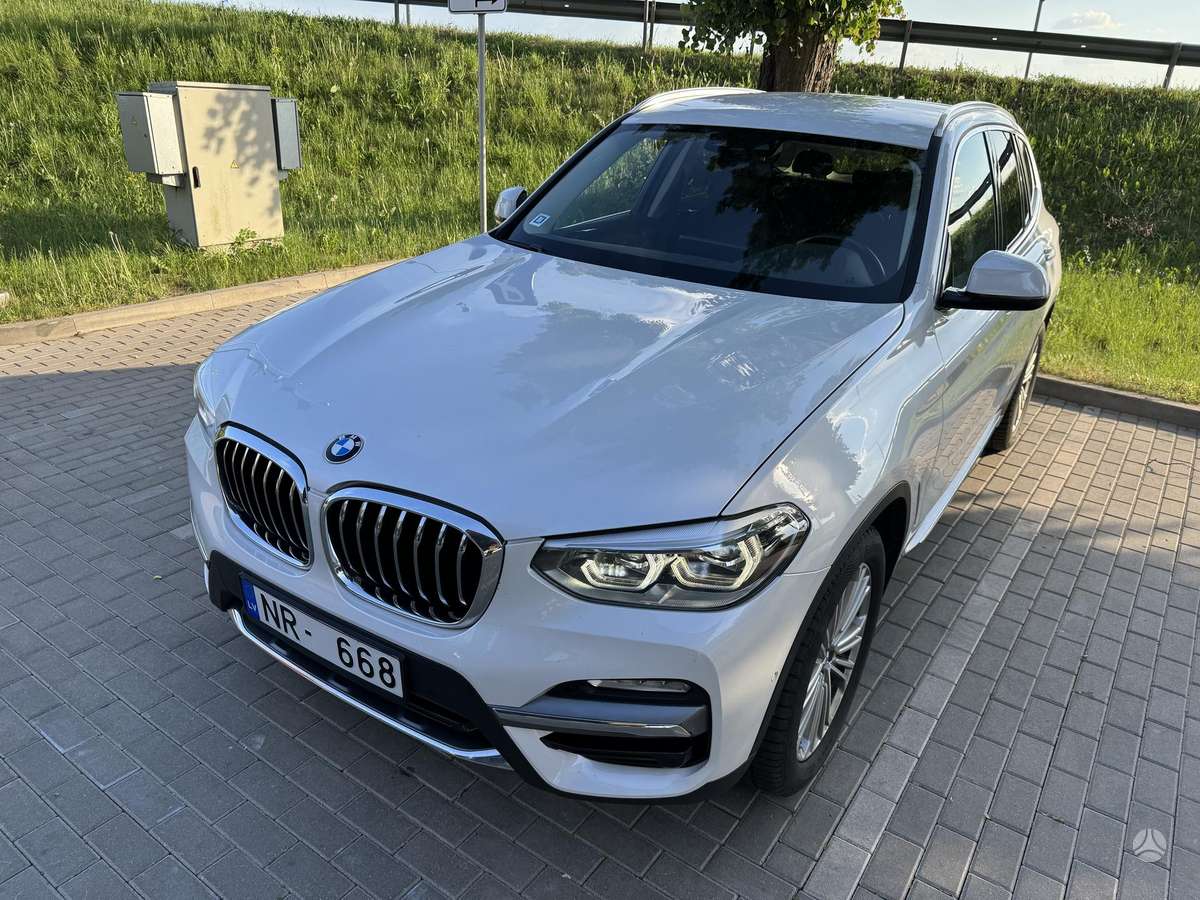 BMW X3, 2.0 l., off-road / crossover
