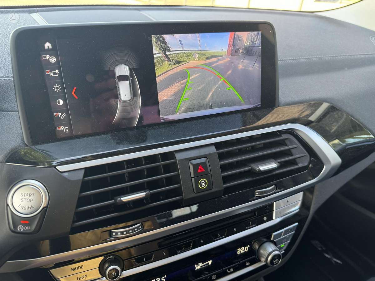 BMW X3, 2.0 l., off-road / crossover