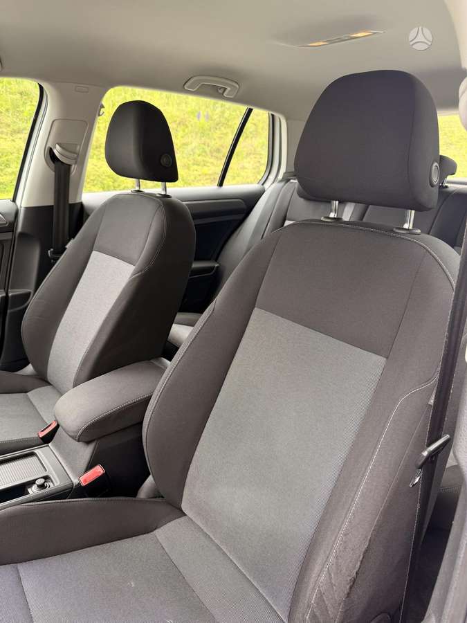 Volkswagen Golf, 1.6 l., hatchback