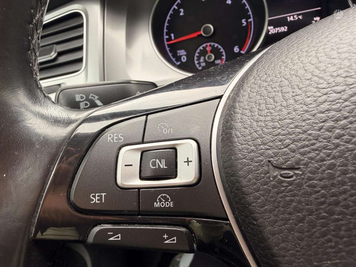 Volkswagen Golf, 1.6 l., hatchback