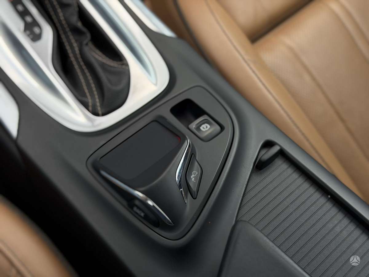 Opel Insignia, 2.0 l., Универсал