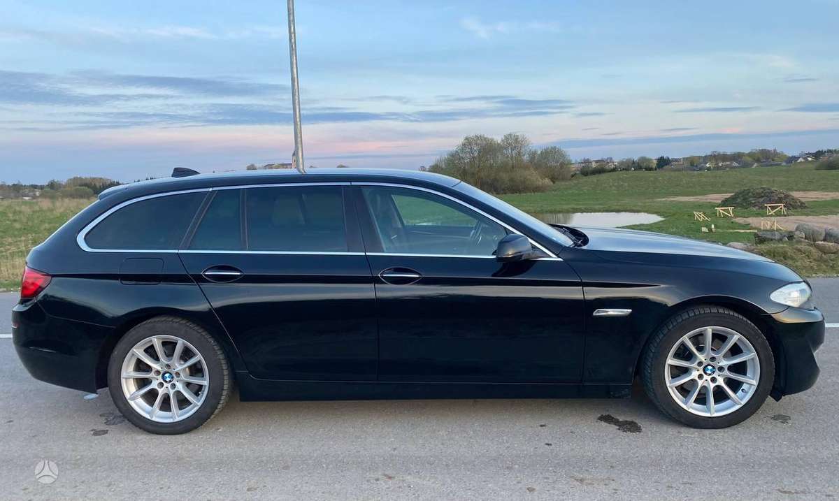 BMW 520, 2.0 l., wagon