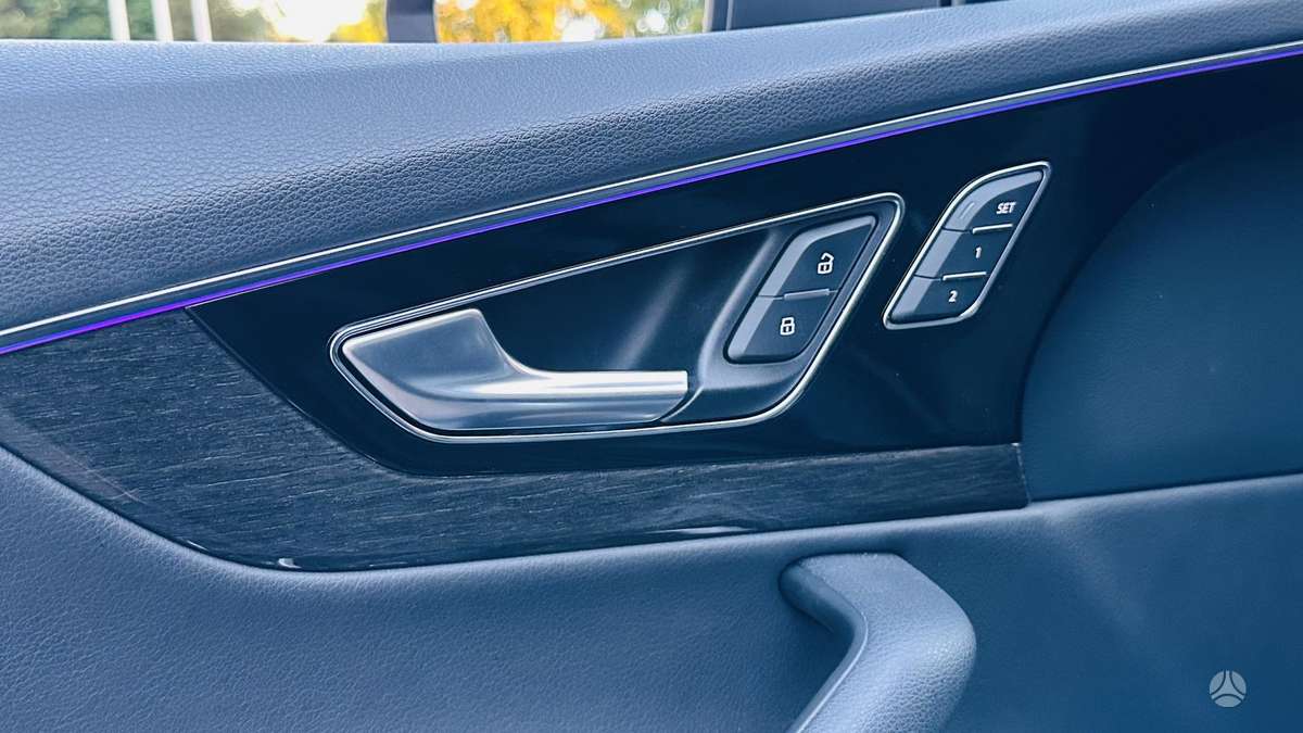 Audi Q7, 3.0 l., Внедорожник / Кроссовер