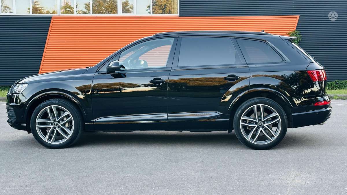 Audi Q7, 3.0 l., Внедорожник / Кроссовер