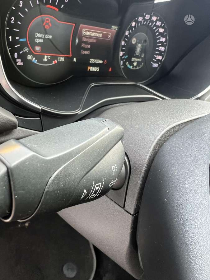 Ford Mondeo, 2.0 l., hatchback