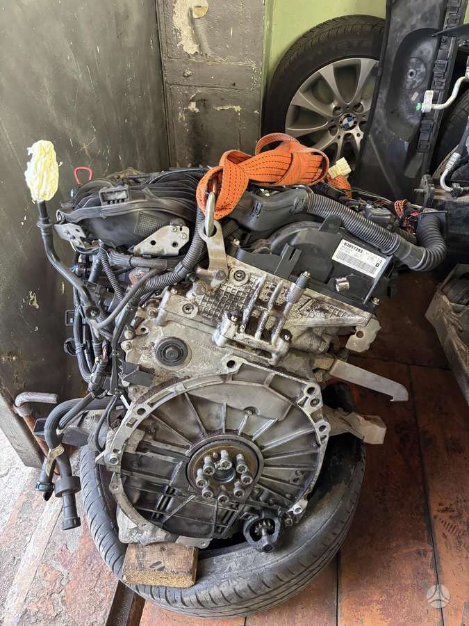 BMW 318, MPN1106M7, двигатель
