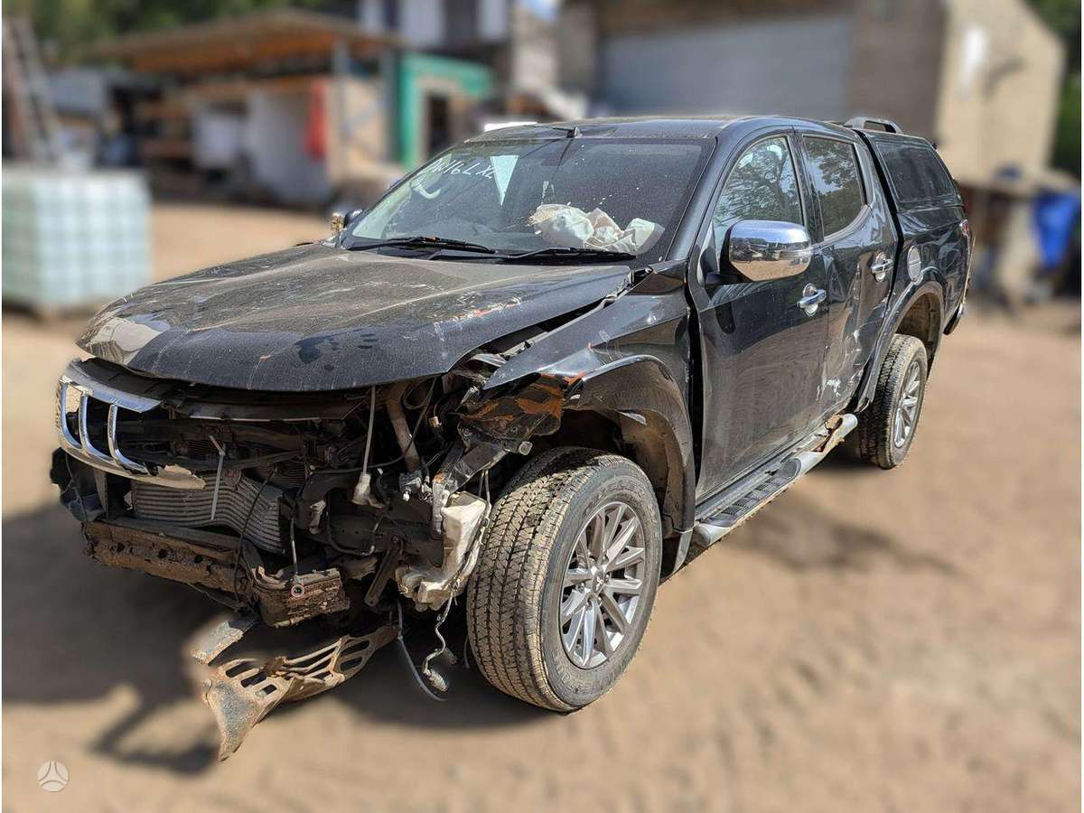 Mitsubishi L200 двигатель