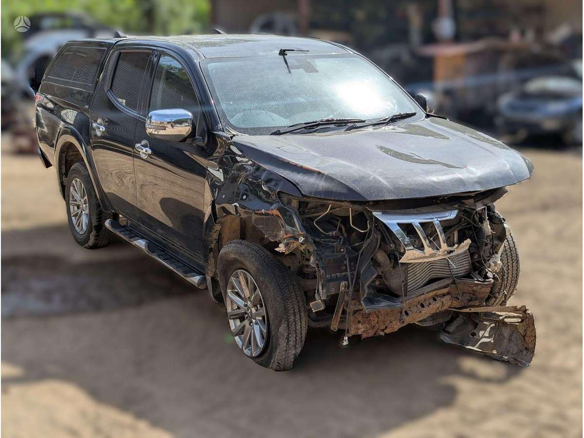 Mitsubishi L200 двигатель