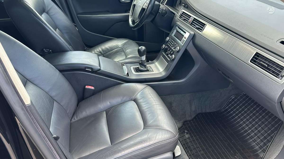Volvo V70, 2.4 l., Универсал