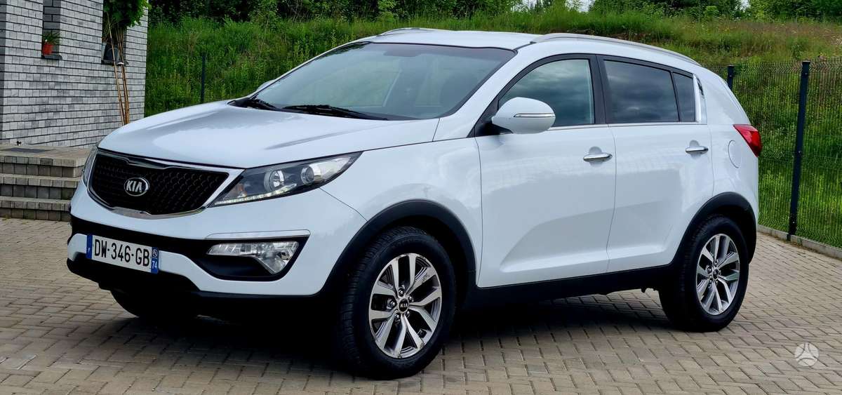 Kia Sportage, 1.7 l., off-road / crossover