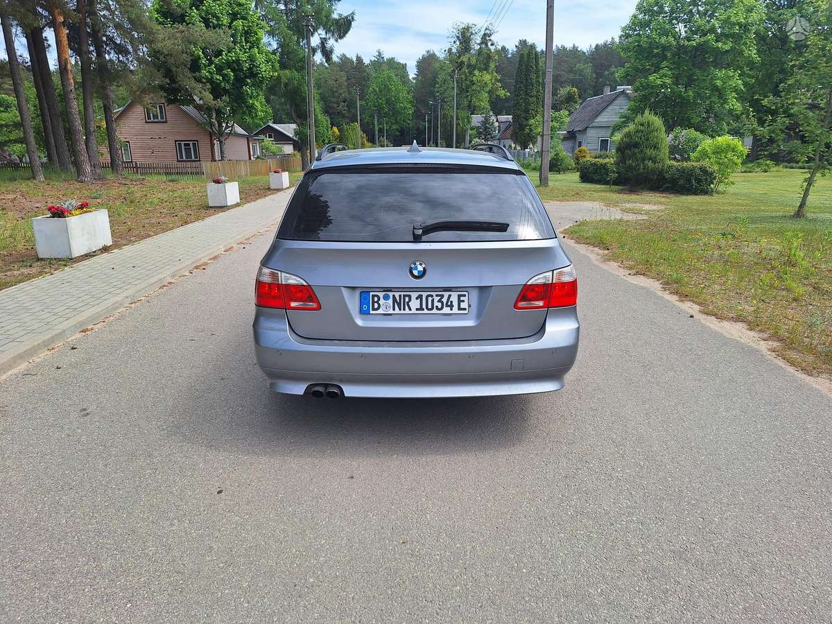 BMW 525, 2.5 l., Универсал