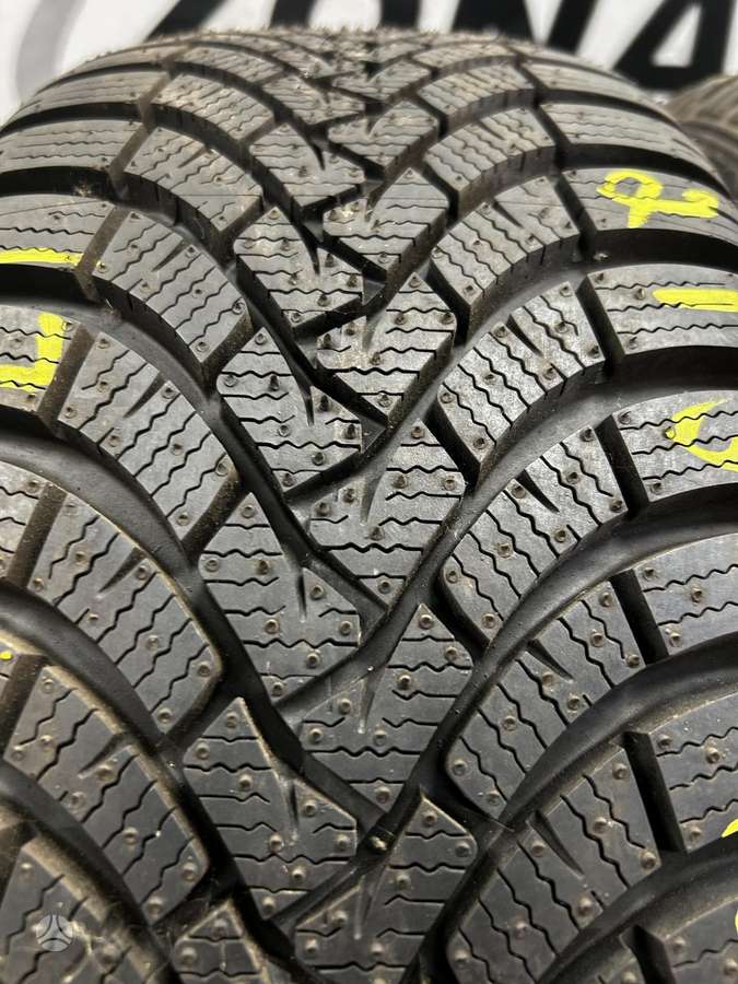 Falken HS01, зимние 215/45 R18