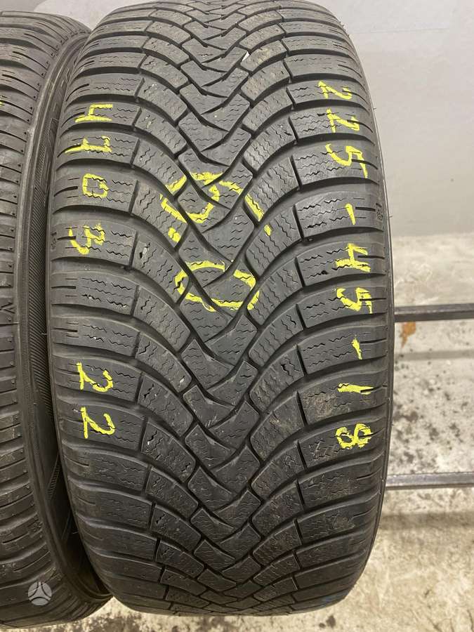 Falken Eurowinter HS01, winter 225/45 R18