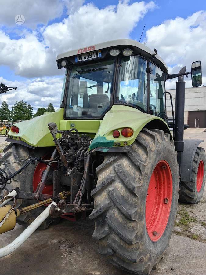 Claas ARION 640, traktori