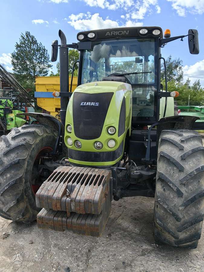 Claas ARION 640, тракторы