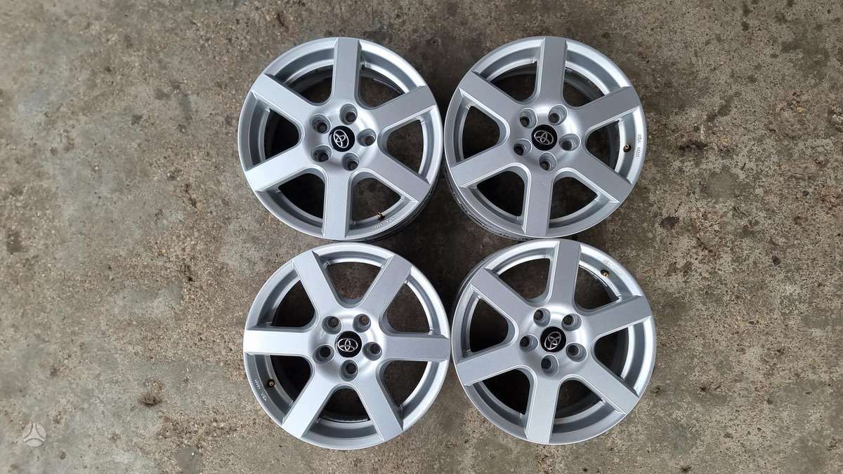 Toyota, lengvojo lydinio, R16