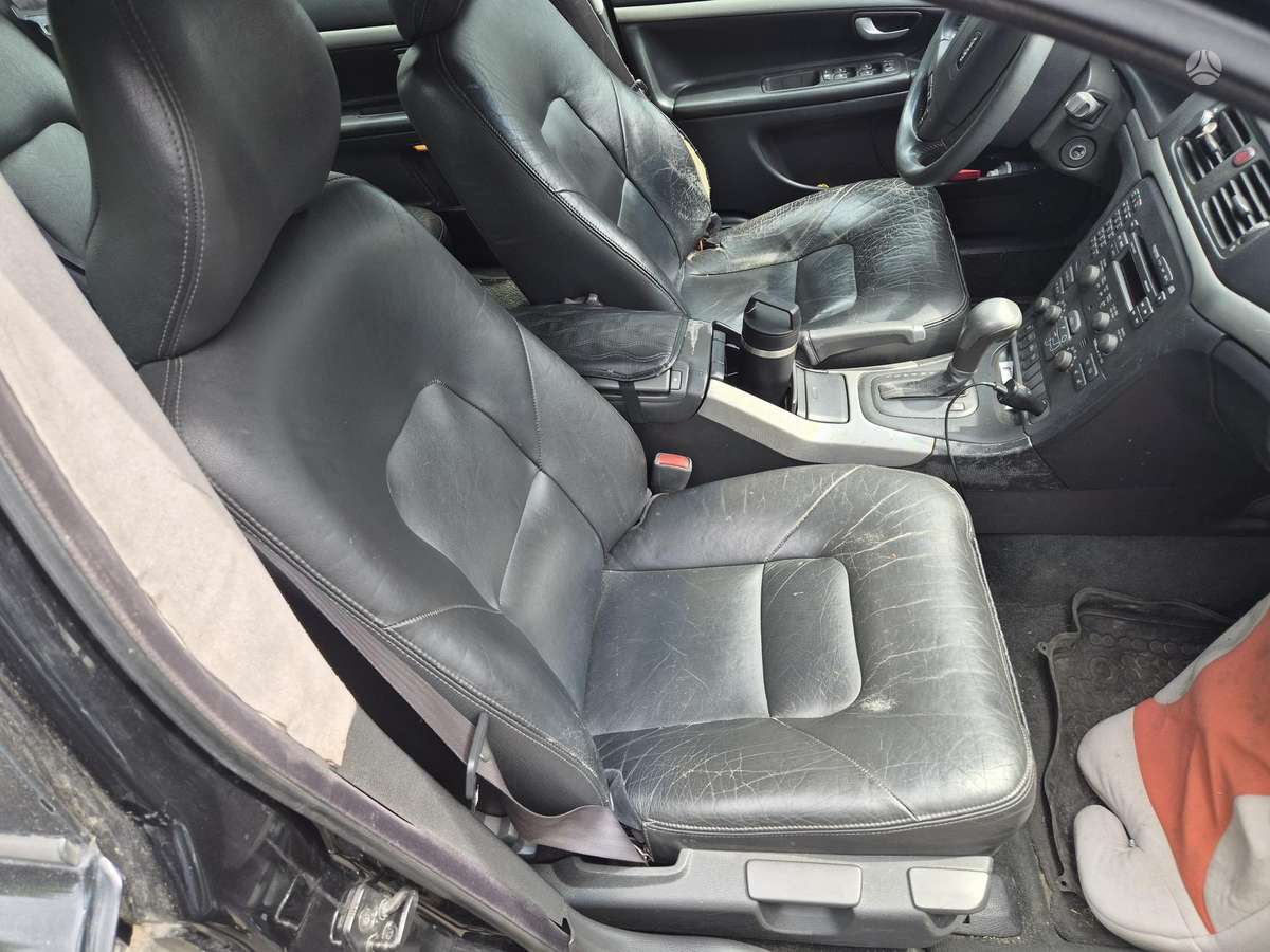 Volvo S80, 2.4 l., Седан