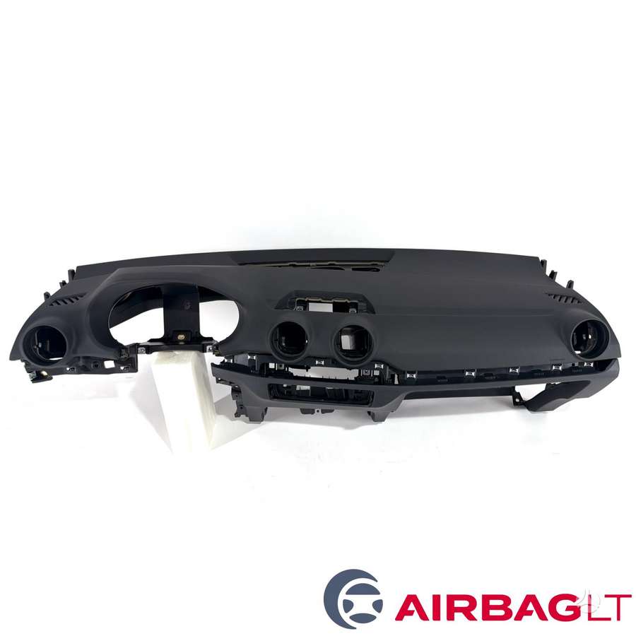 Audi Q2 консоль