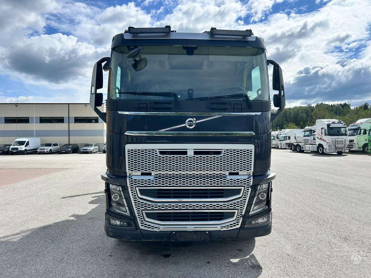 Volvo FH16, лесовозы