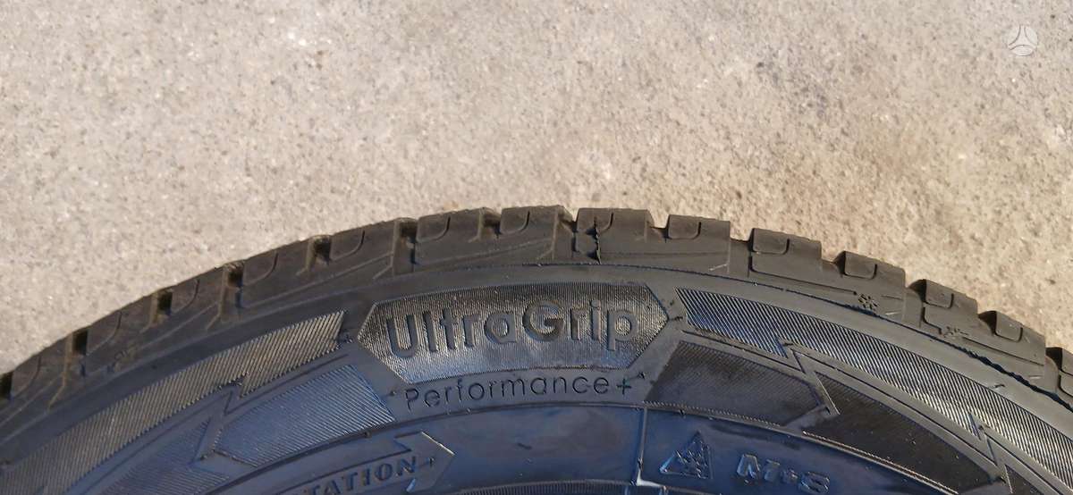 Goodyear, winter 215/60 R16