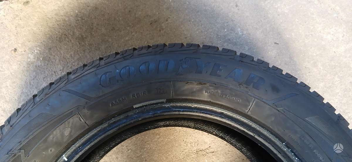 Goodyear, winter 215/60 R16