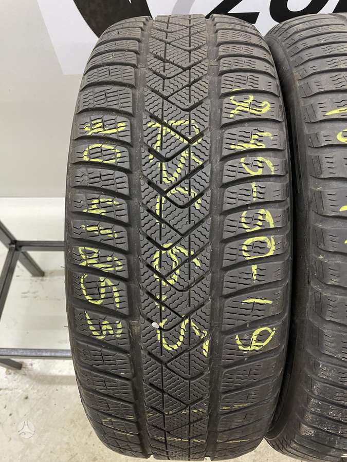 Pirelli Sottozero 3, winter 245/50 R19