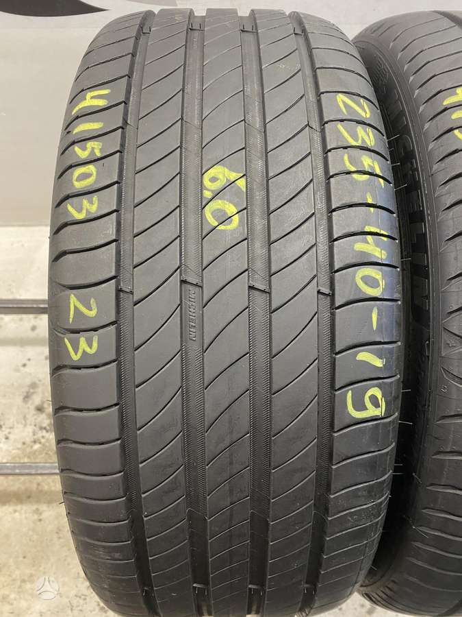 Michelin Primacy 4, summer 235/40 R19
