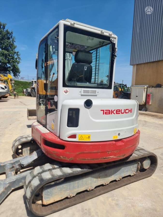 Takeuchi TB257FR, мини-экскаваторы