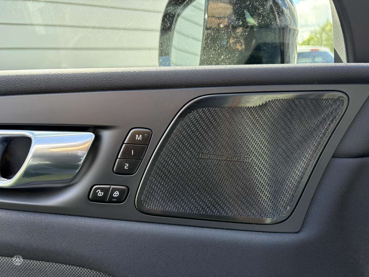 Volvo XC60 - 10