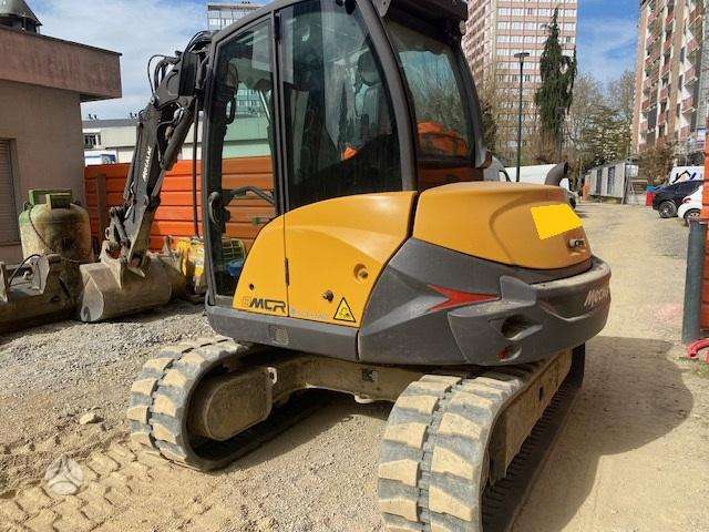 Mecalac 8MCR, ekskavatoriai