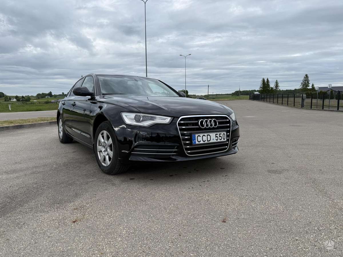 Audi A6, 2.0 l., Седан
