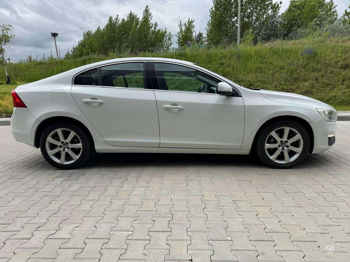 Volvo S60, 2.0 l., Седан