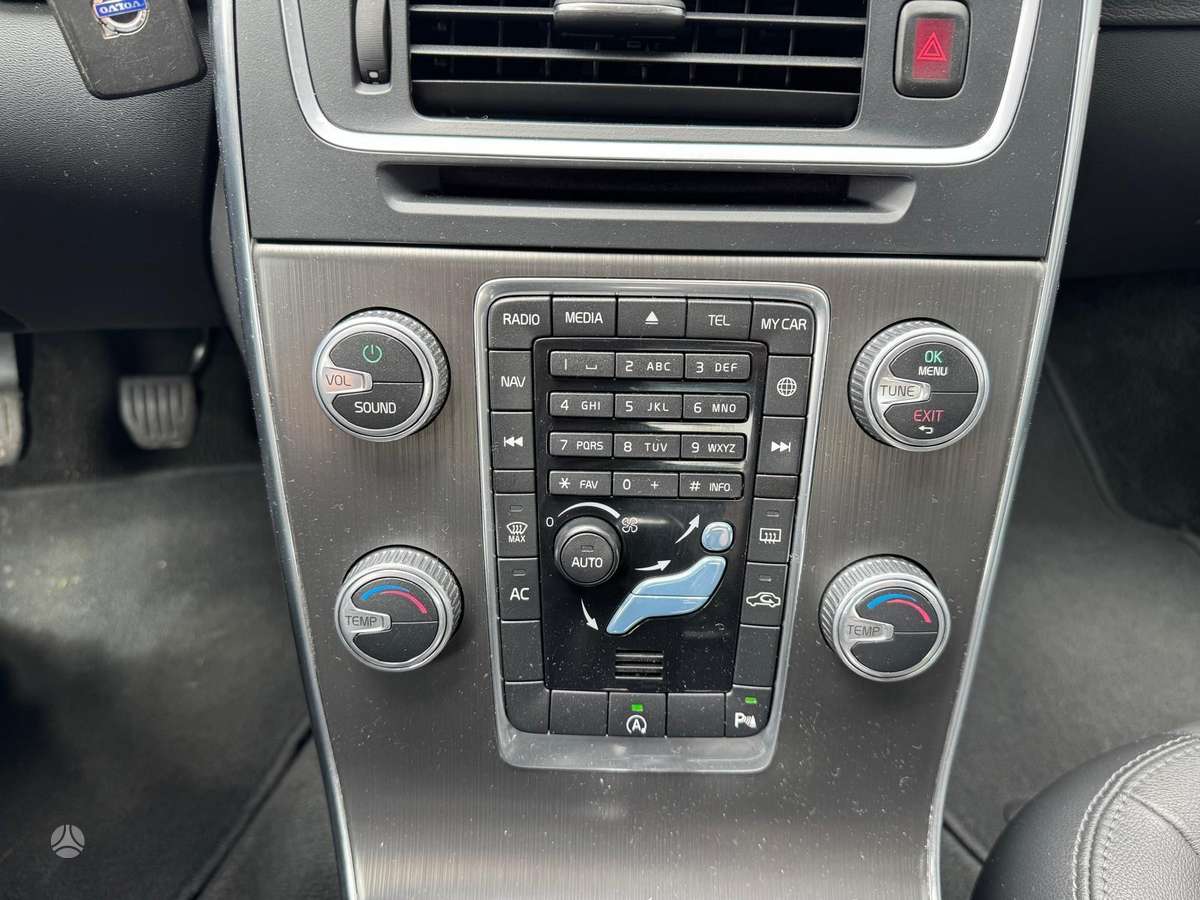 Volvo S60, 2.0 l., Седан