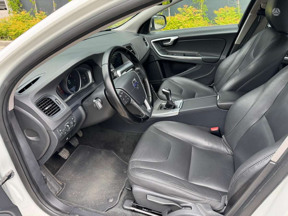 Volvo S60, 2.0 l., Седан