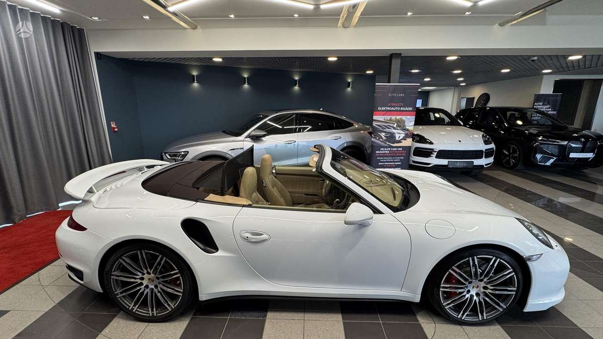 Porsche 911 - 4