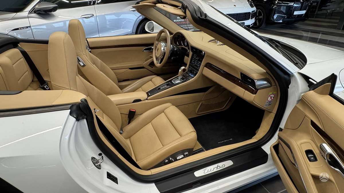 Porsche 911 - 10