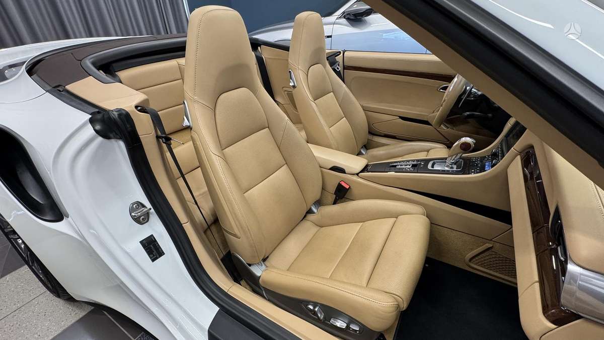 Porsche 911 - 11