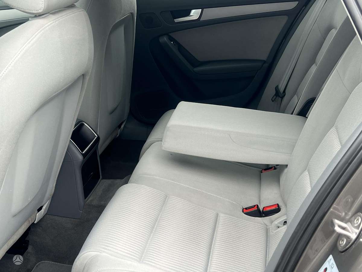 Audi A4, 2.0 l., universalas