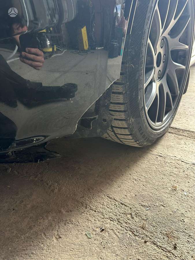 Tesla Model 3, hečbekas