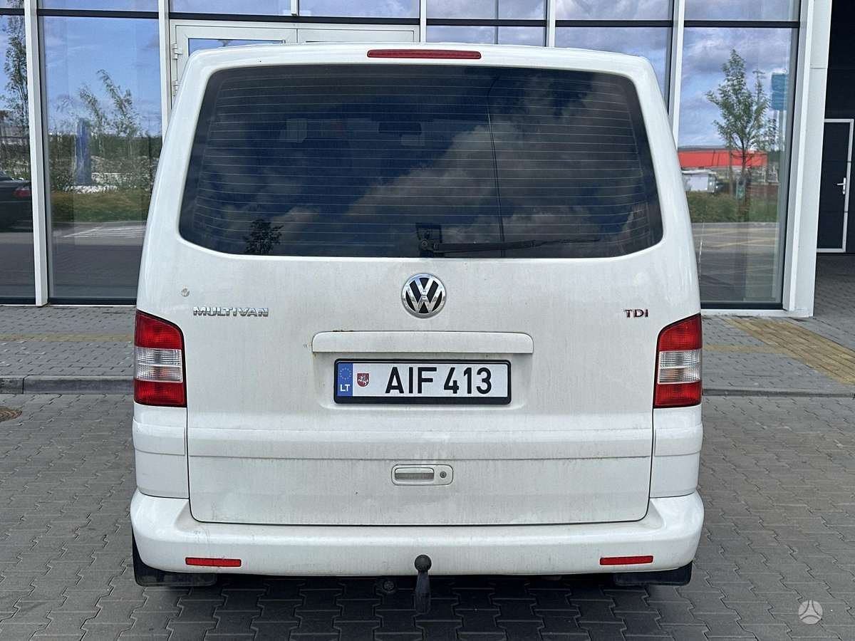Volkswagen Multivan - 5
