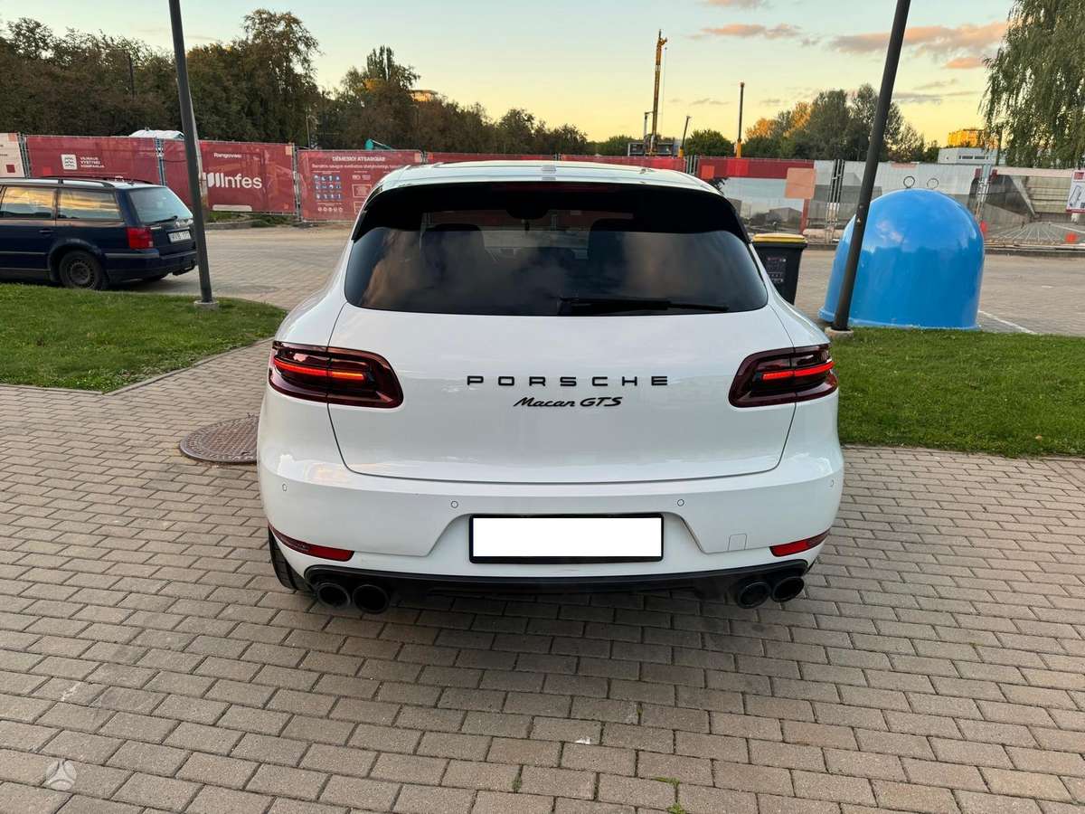 Porsche Macan, 3.0 l., off-road / crossover
