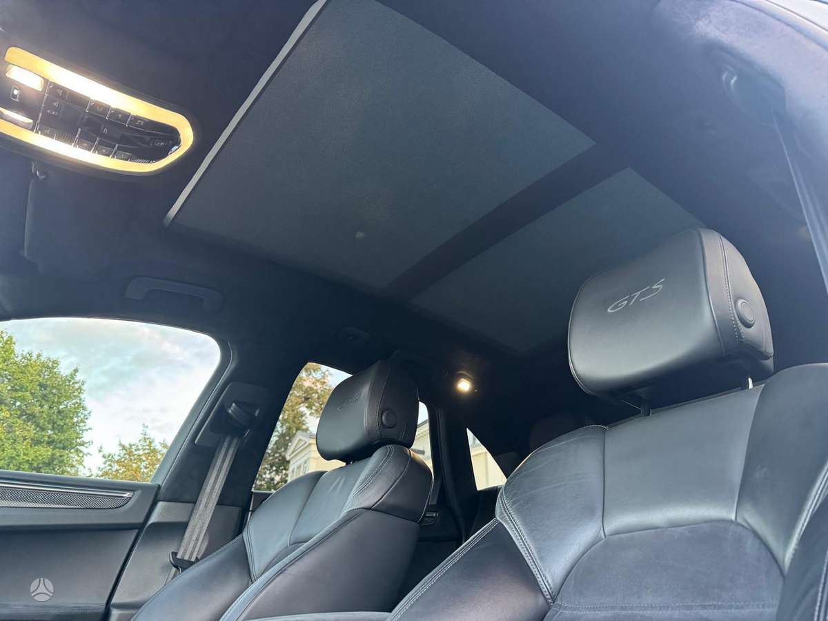 Porsche Macan, 3.0 l., off-road / crossover