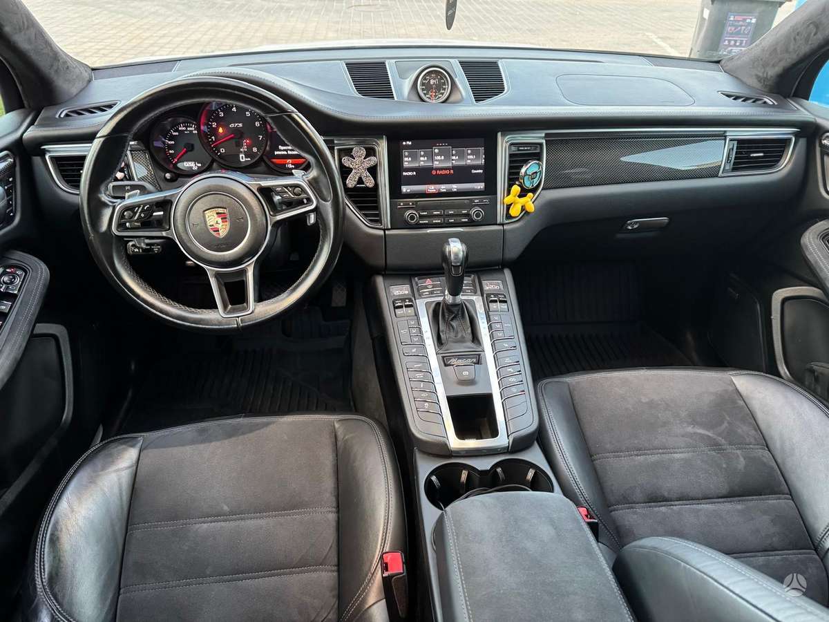 Porsche Macan, 3.0 l., off-road / crossover