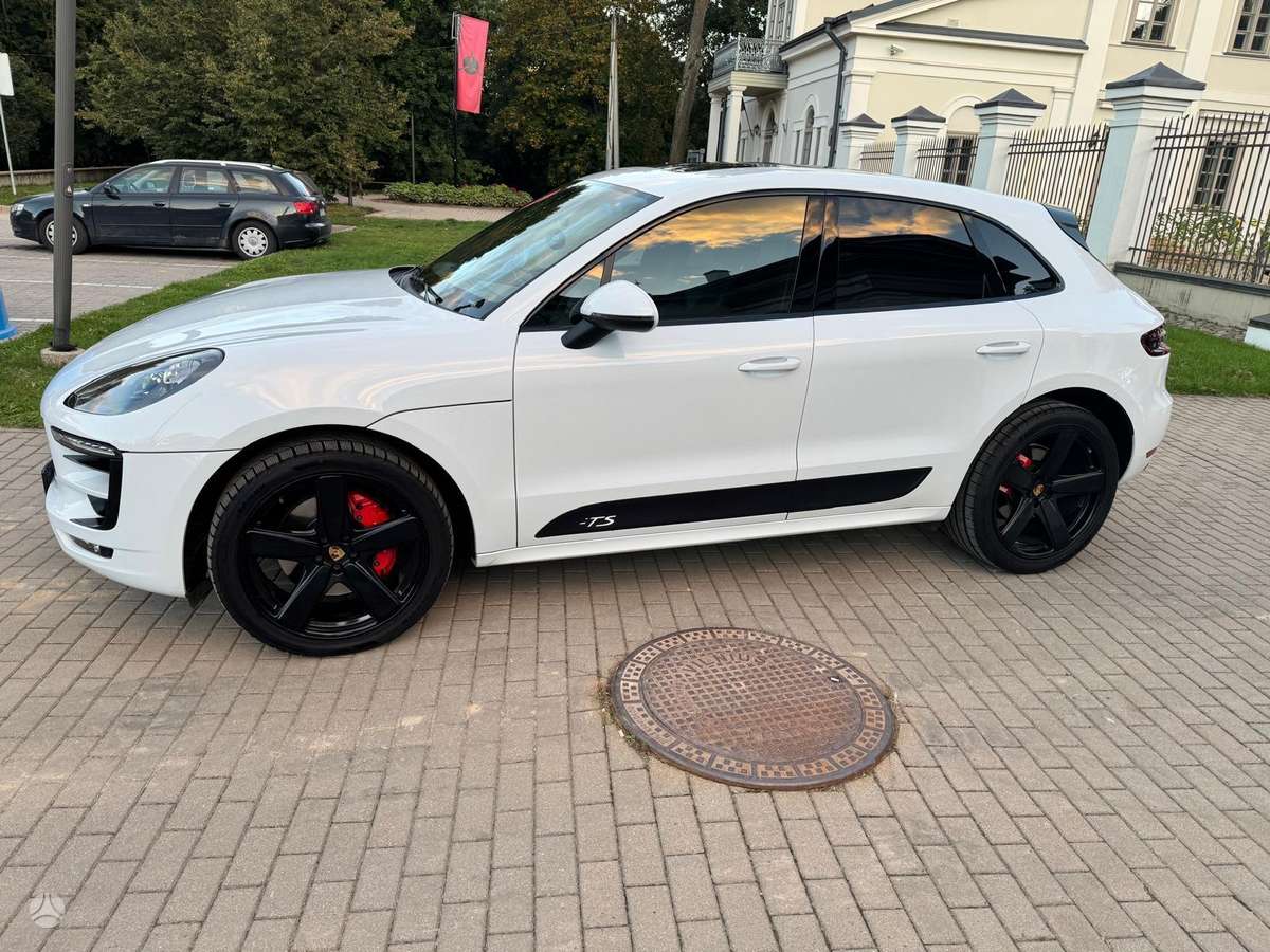 Porsche Macan, 3.0 l., off-road / crossover