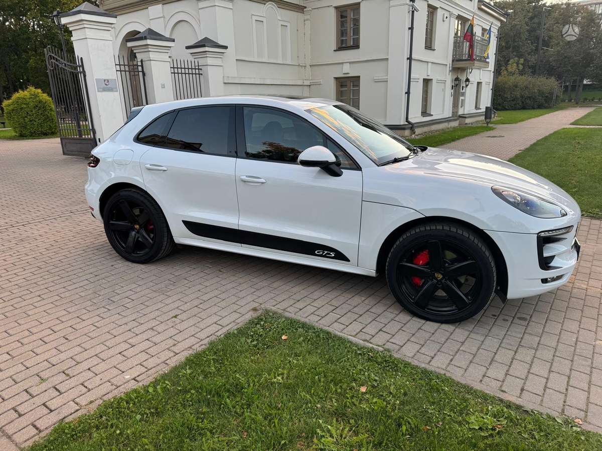 Porsche Macan, 3.0 l., off-road / crossover