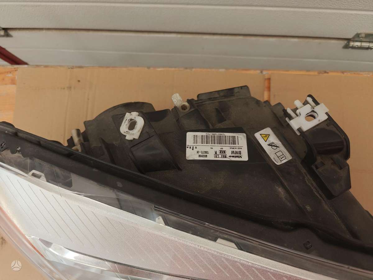 BMW X1 lights