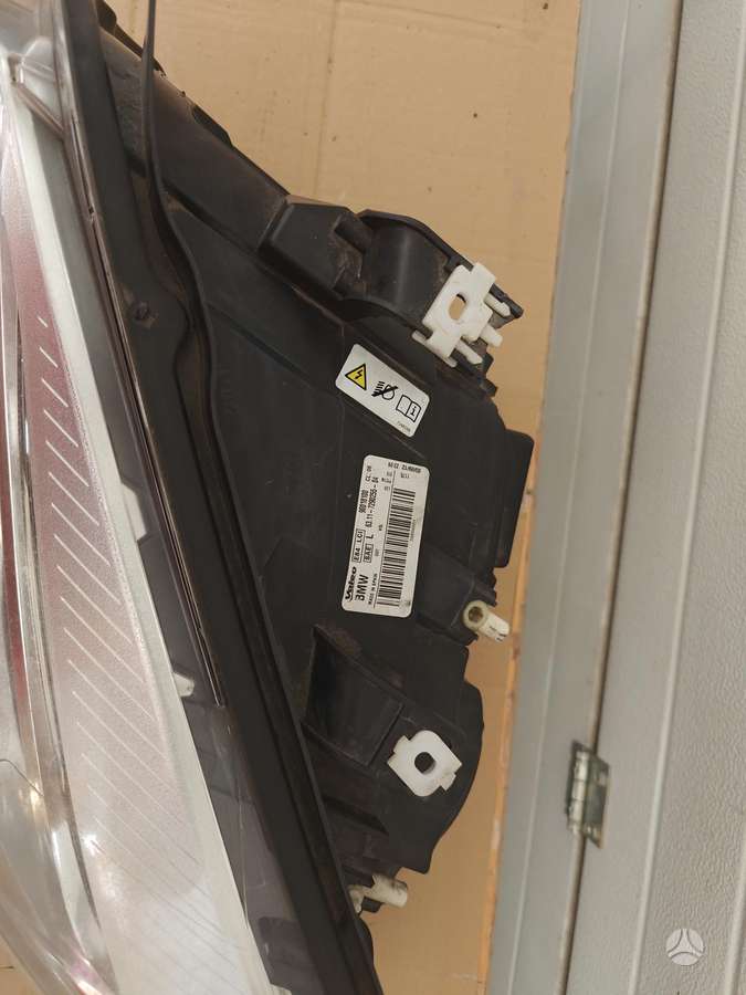 BMW X1 lights