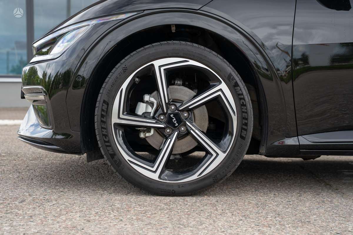 Kia EV6, 77 kWh, hatchback