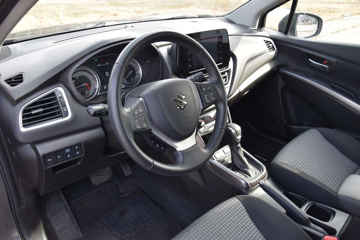 Suzuki SX4 S-Cross - 8